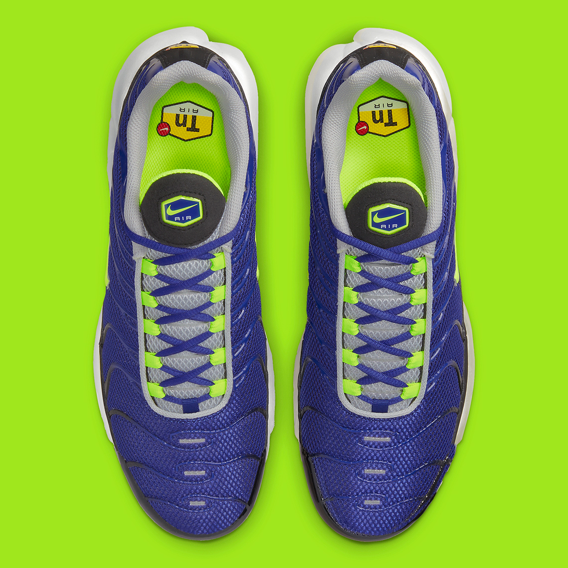 1647508176 390 El azul real y el voltio energizan las Nike Air