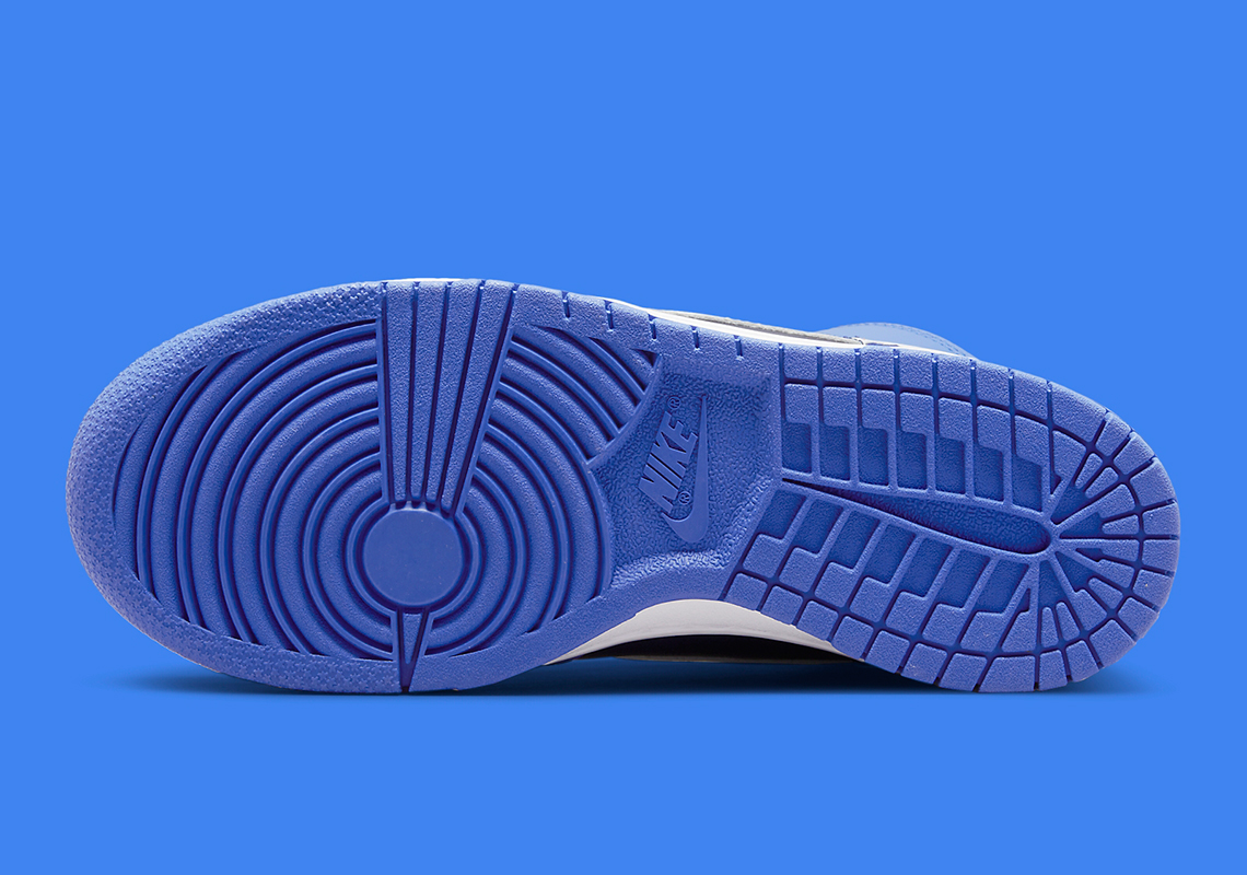 1648048120 580 Este Nike Dunk High recuerda un lanzamiento University BlueDeep Royal