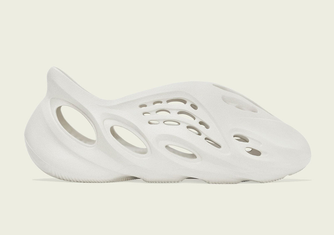 adidas yeezy foam runner sand FY4567 2022 release date 0